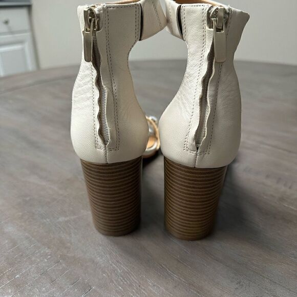 Enzo Angiolini Gavenia, leather and jewel sandals with block heels. - Picture 6 of 8